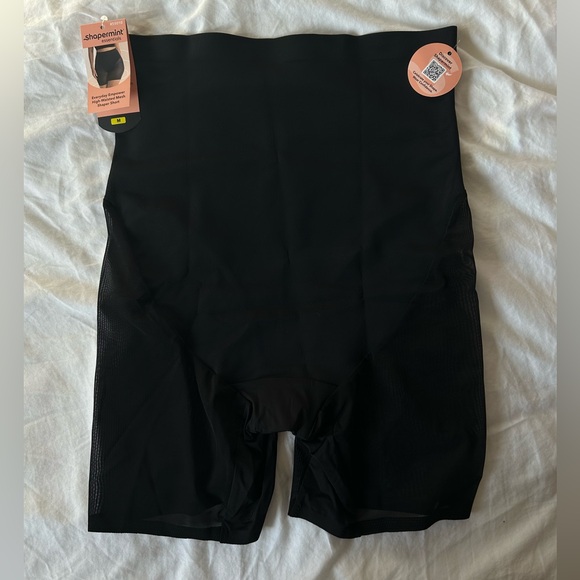 NWT Shapermint Essentials Everyday Empower Mesh Shaper Shorts Black - Picture 8 of 12
